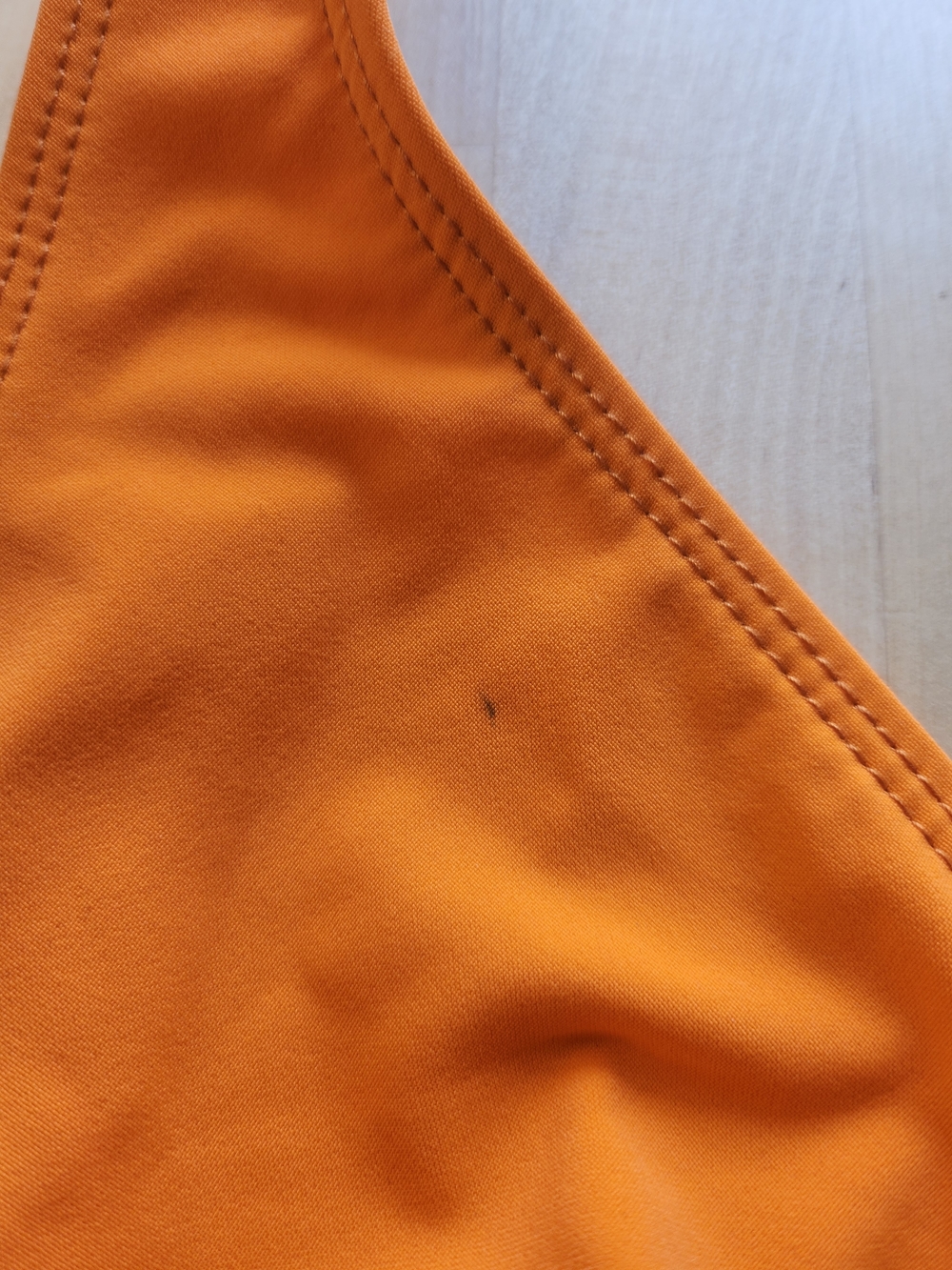 DKNY NWT Tangerine Halter One-Piece Swimsuit with Front Keyhole Sz 8 - Picture 6 of 7